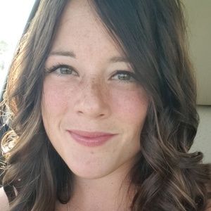 Meet your Posher, Madalyn